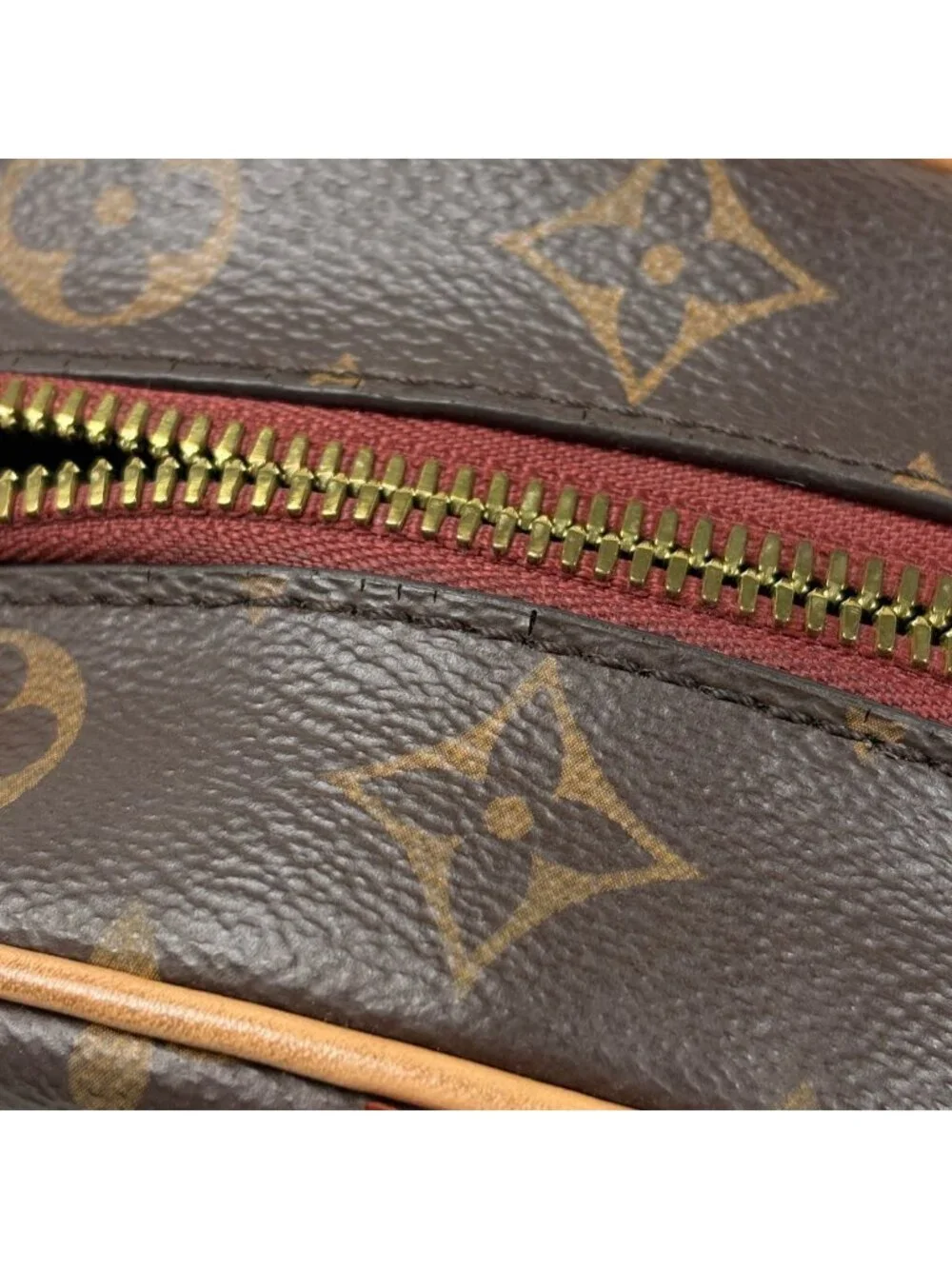 Louis Vuitton Boite Chapeau Souple Shoulder Bag Crossbody Monogram Brown